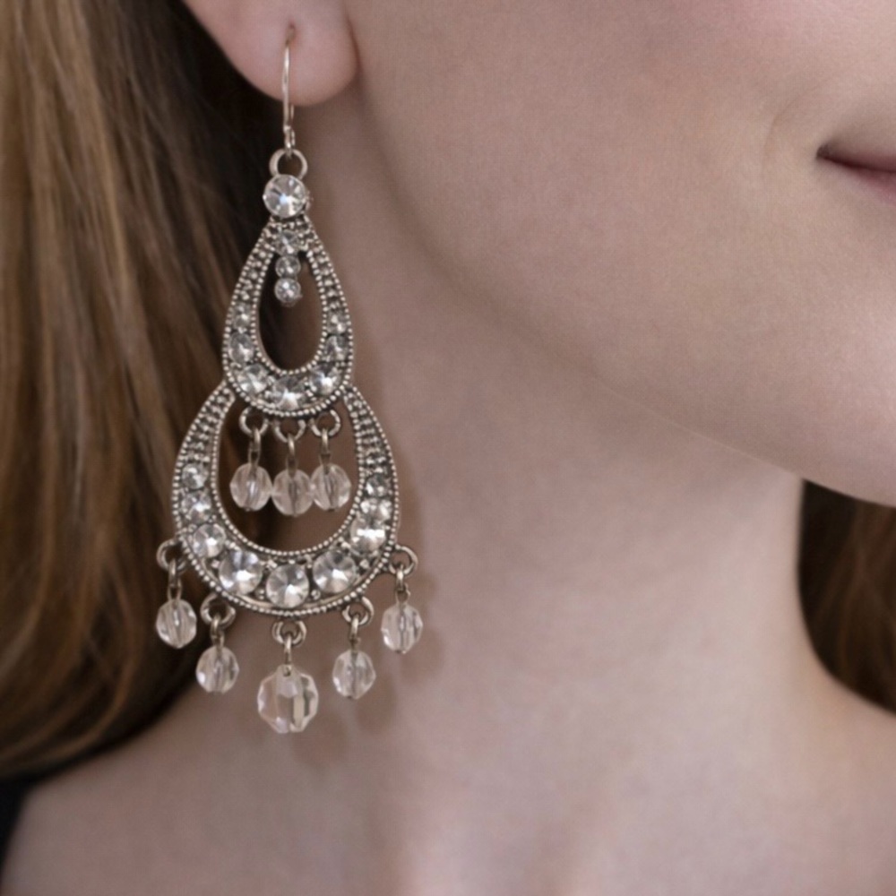 silver tone chandelier earrings NWOT